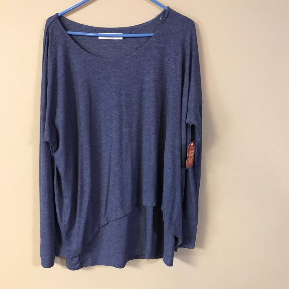 NWT Long sleeved top